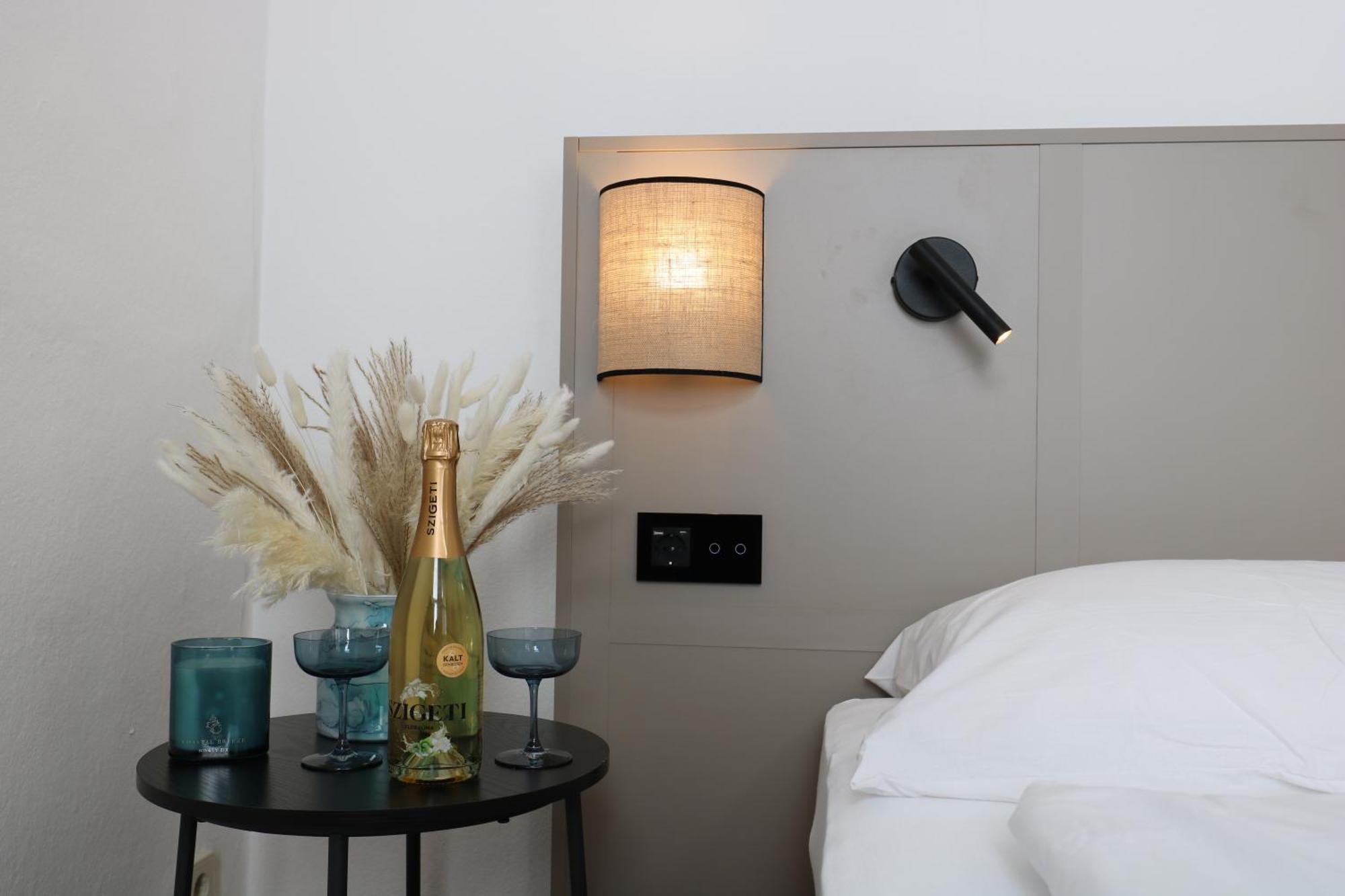 Amelie Aparthotel *