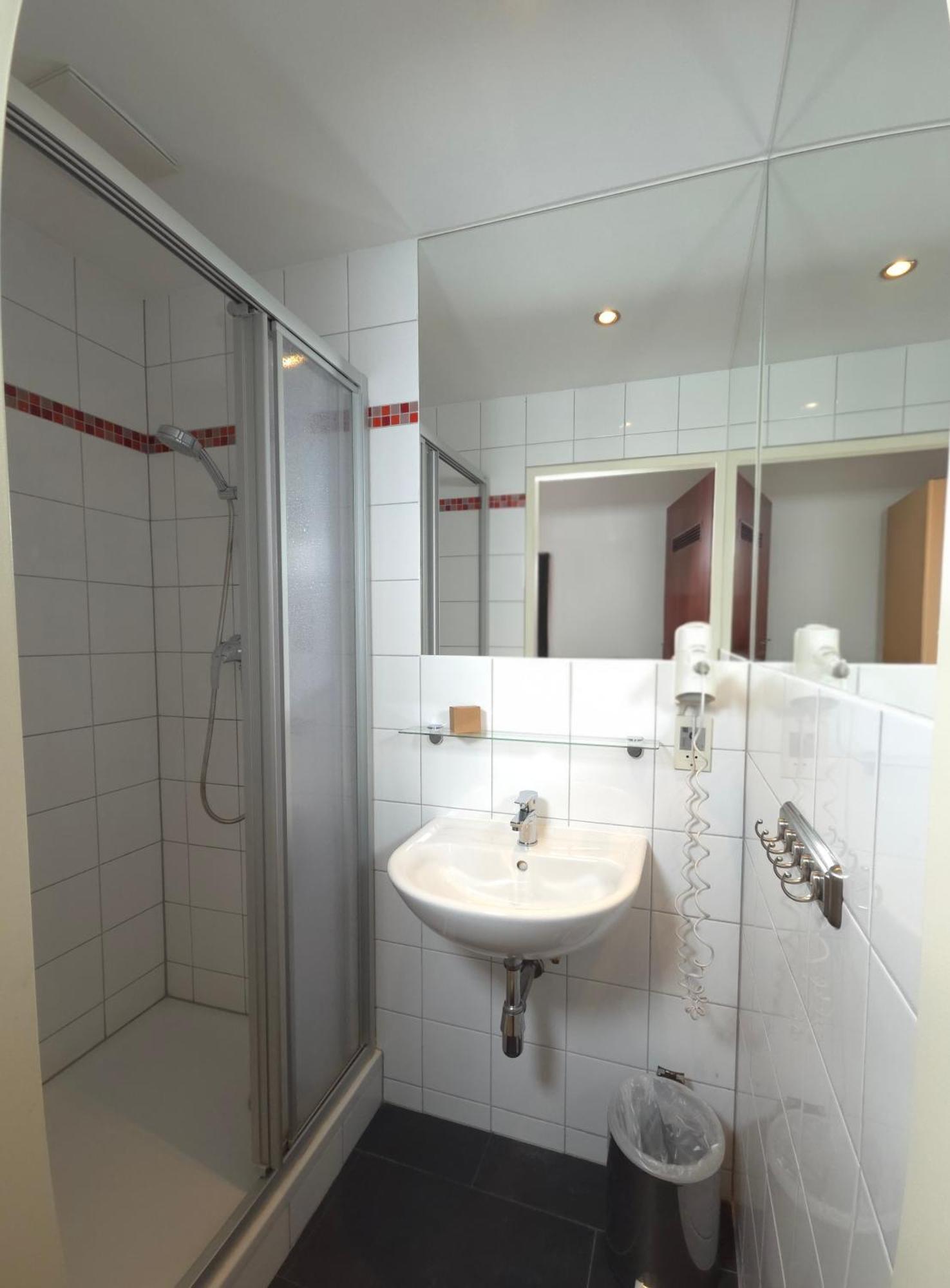 Amelie Aparthotel